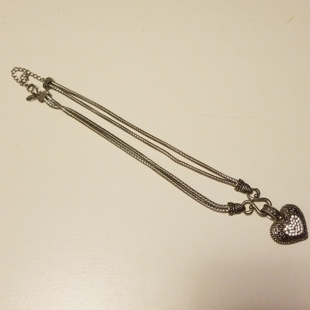 Jewelry - Picture 3 of 4